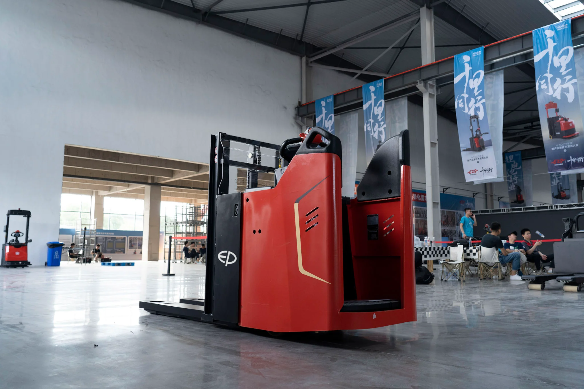 EP KSi201 2 Ton Elektrikli İstif Makinesi gorsel 2