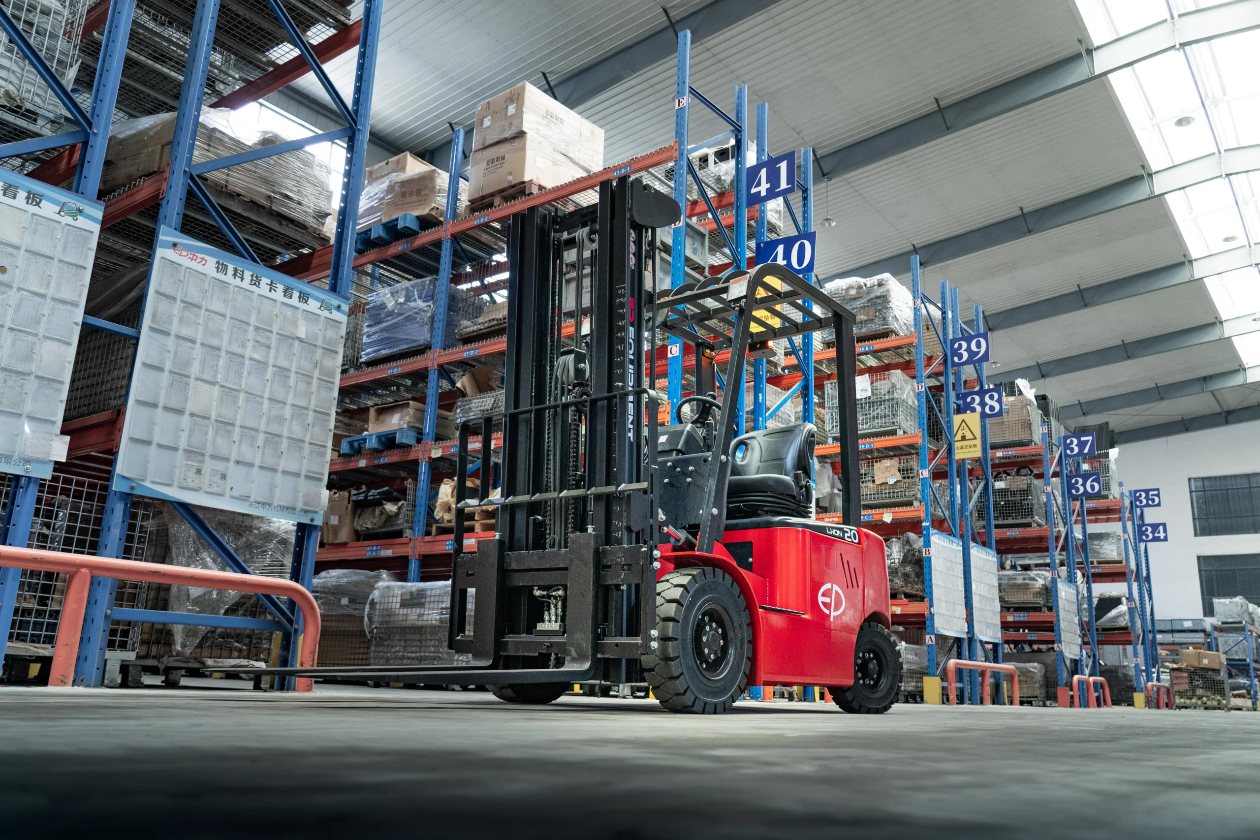 EP EFL201 2 Ton Elektrikli Forklift gorsel 9