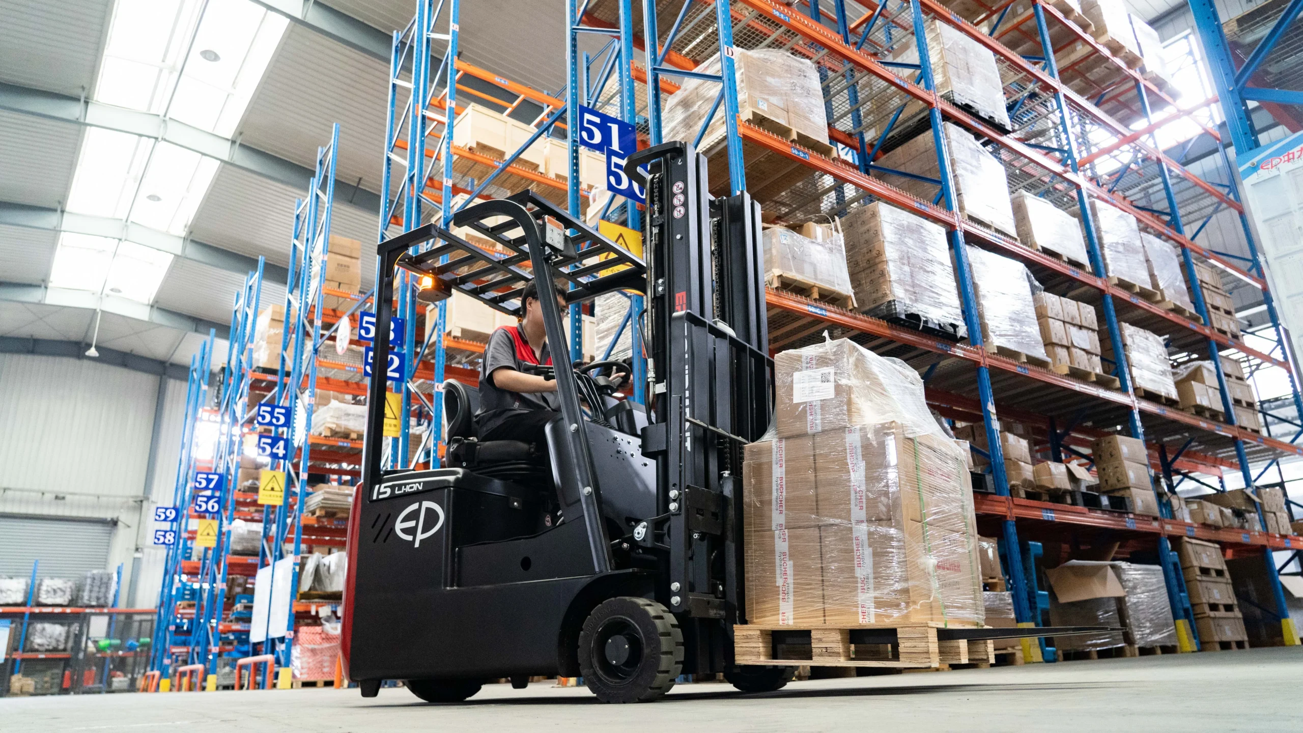 EP EFS151 1.5 Ton Elektrikli Forklift gorsel 5