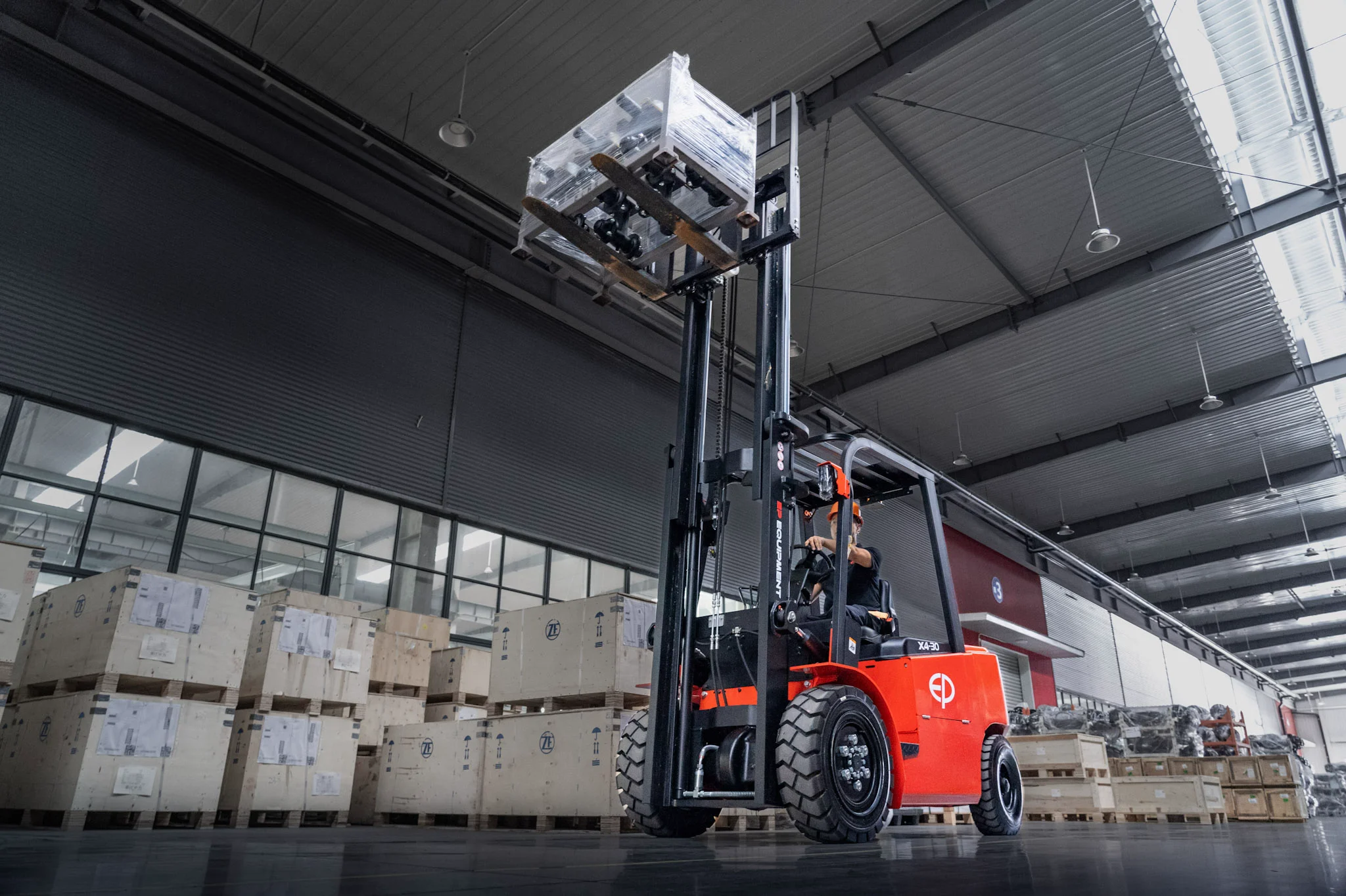 EP EFX4-301 3 Ton Elektrikli Forklift gorsel 10