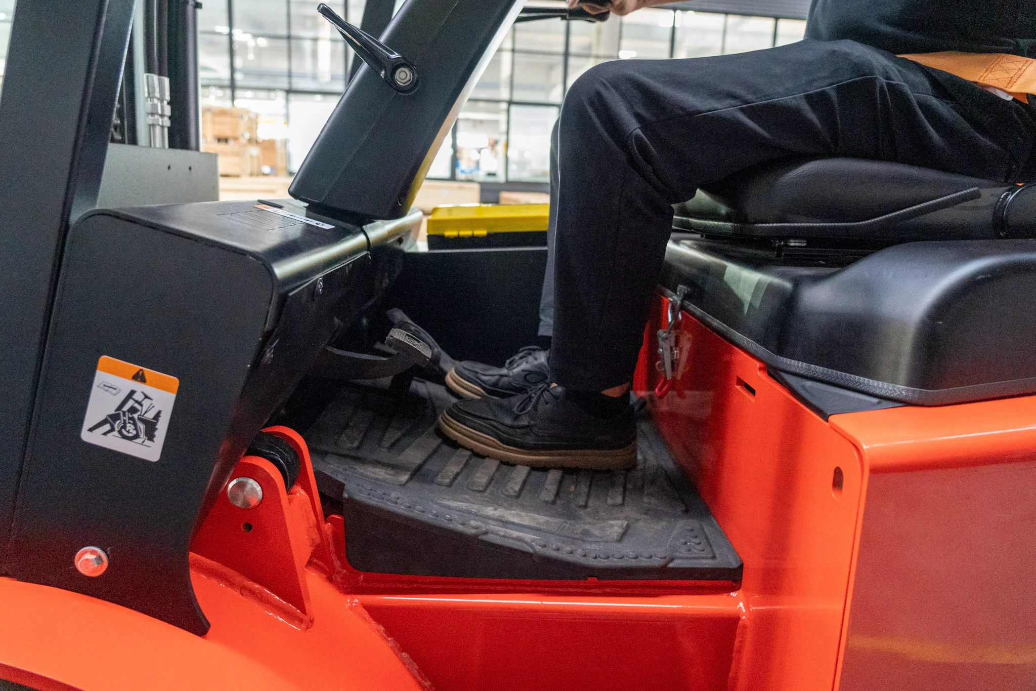 EP EFX4-301 3 Ton Elektrikli Forklift gorsel 4